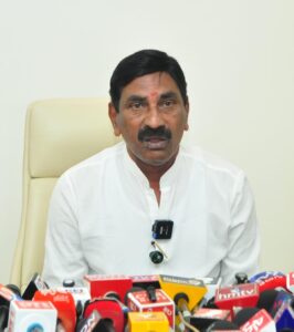 Take up Dagadarthi airport after Bhogapuram, Nellore MPs urge Naidu